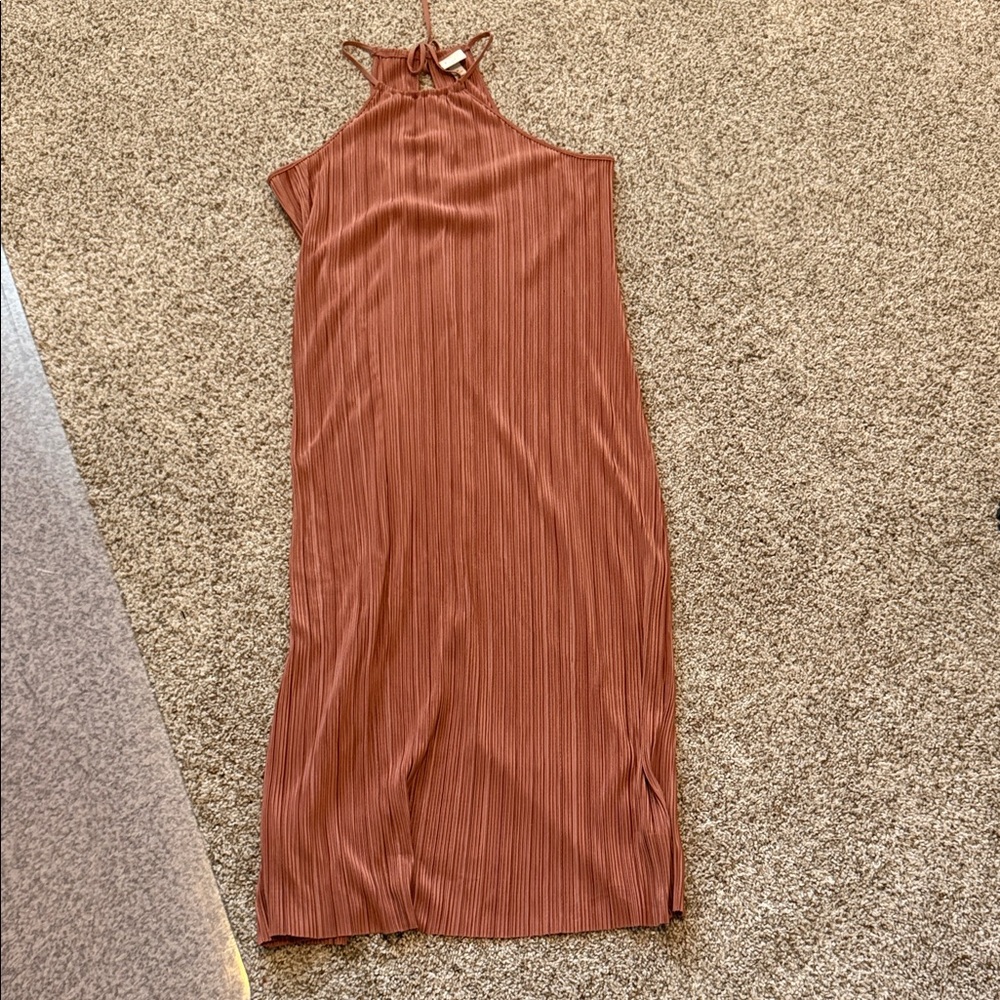 A New DayElegant Sleeveless Brown Dress